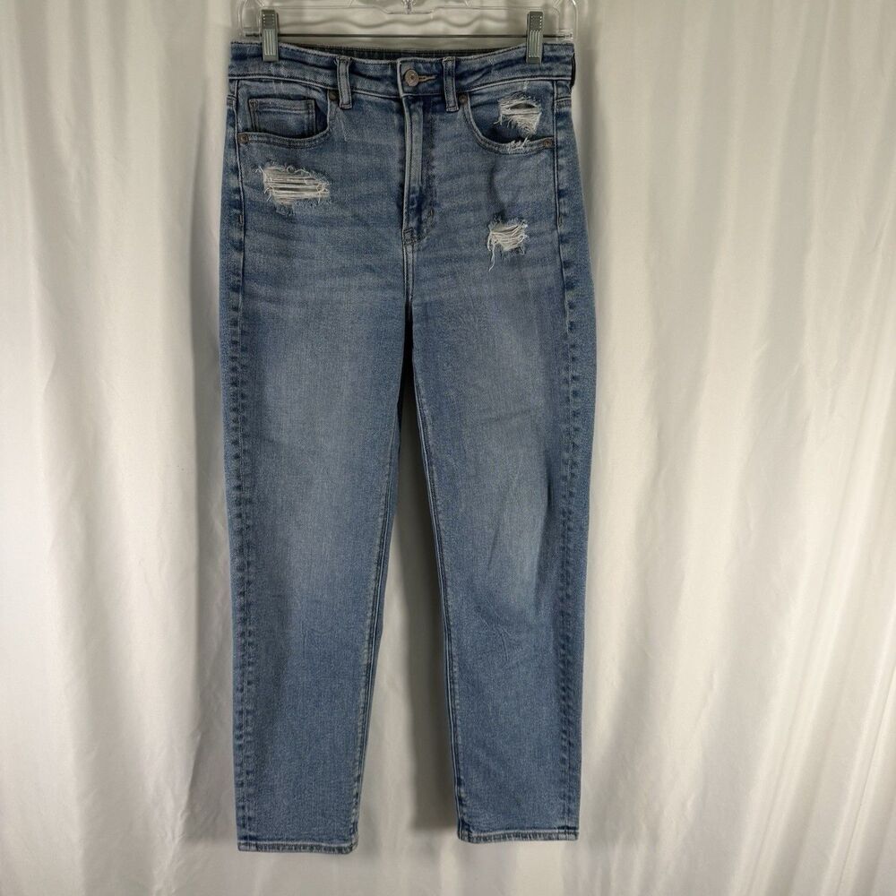 American Eagle Mom Straight Jean Women's 4 Light Wash Distressed High Rise